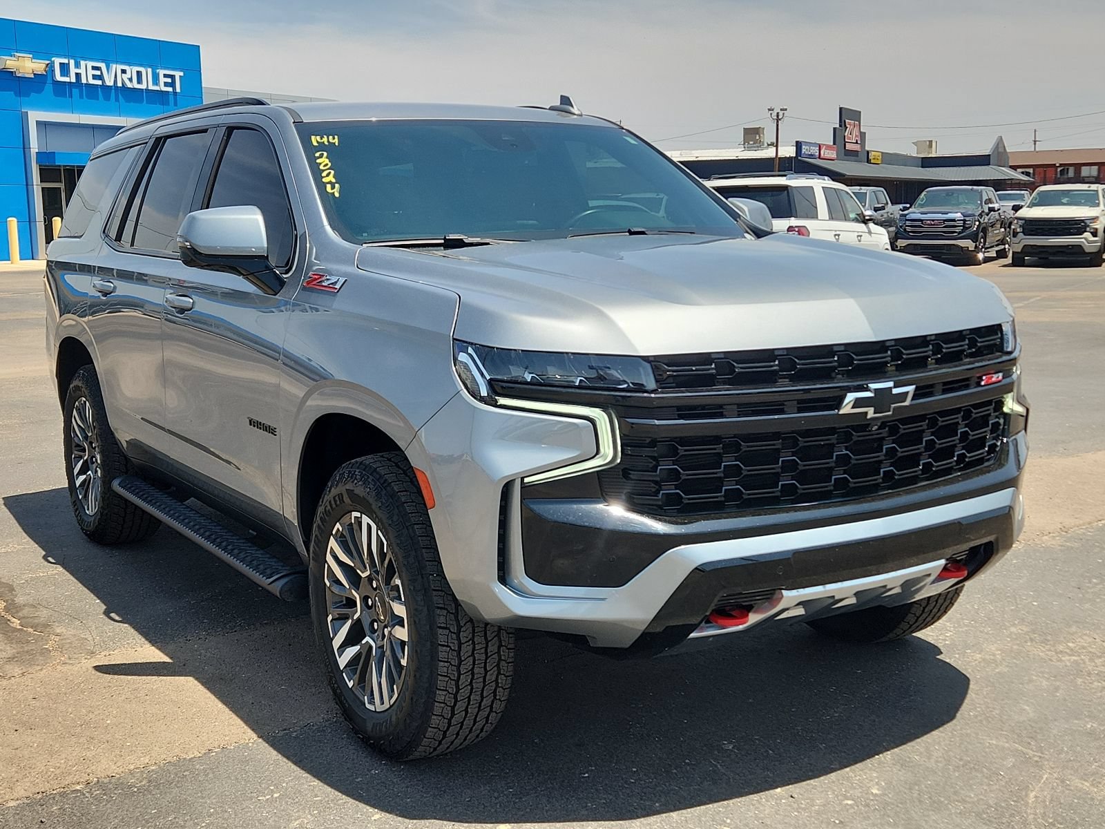 Used 2024 Chevrolet Tahoe Z71 w/ Luxury Package AWD/4WD image 6