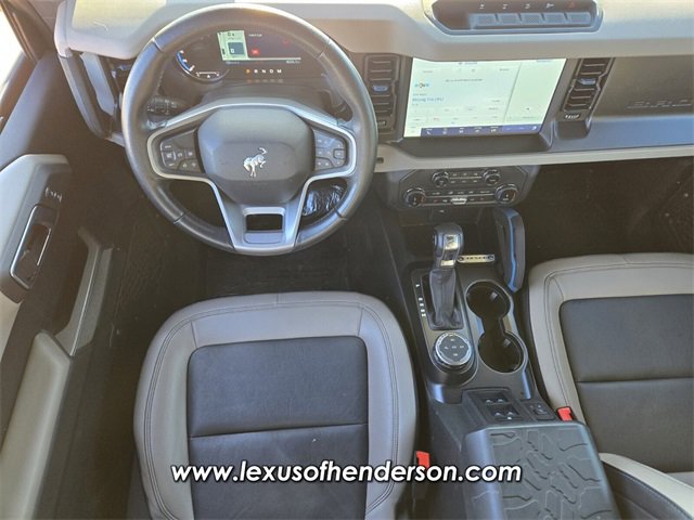 Used 2022 Ford Bronco Wildtrak image 13