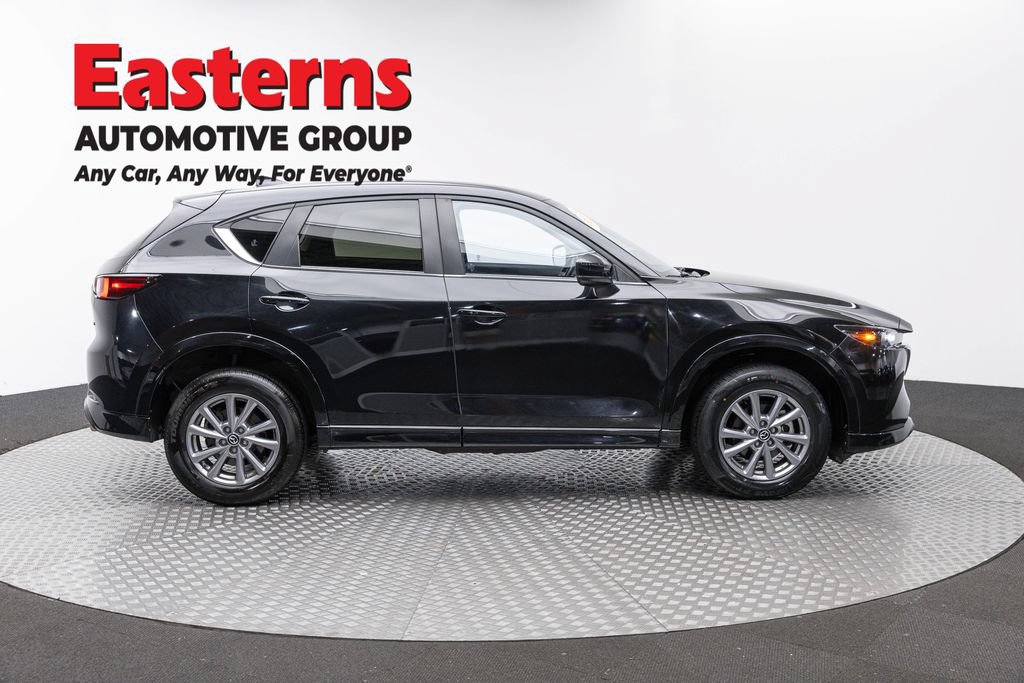 Used 2024 MAZDA CX-5 AWD 2.5 S w/ Select Package image 4