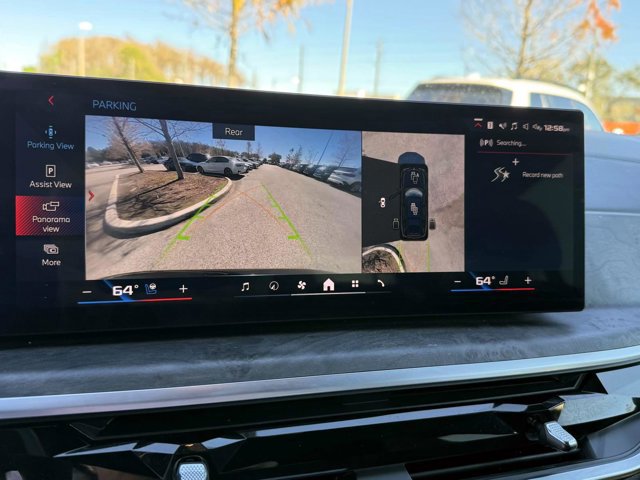 Certified 2024 BMW X7 M60i w/ Climate Comfort Package image 27