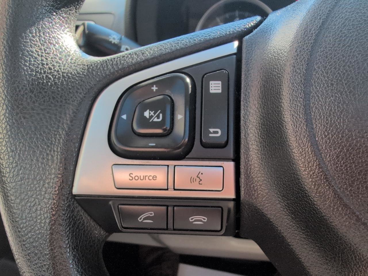 Used 2017 Subaru Forester 2.5i Premium w/ All-Weather Package image 18