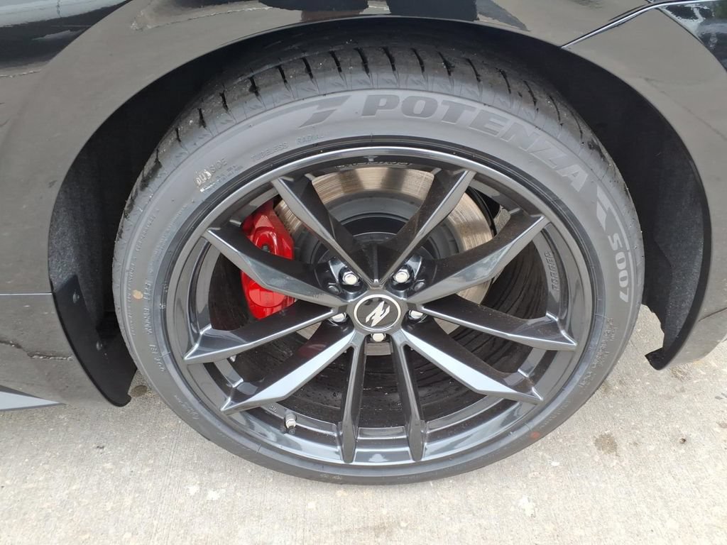 New 2026 Nissan Z Performance w/ Floor Mat Package RWD image 13