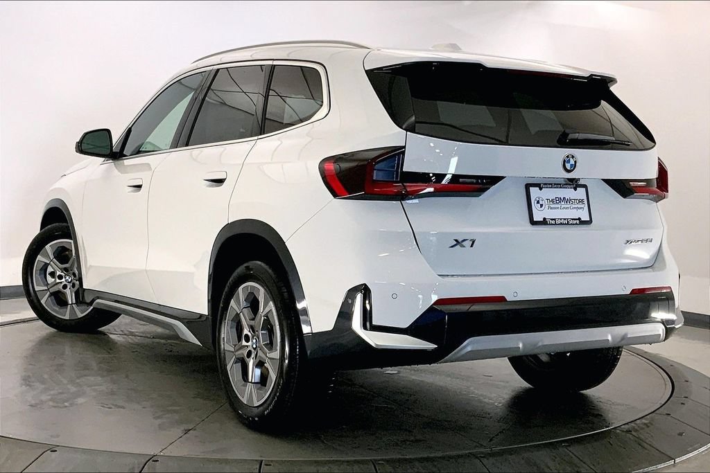 New 2027 BMW X1 xDrive28i AWD/4WD image 2