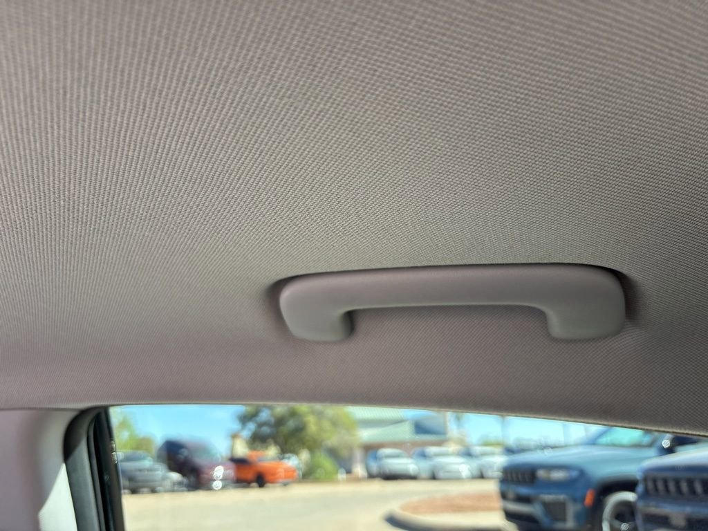 Used 2020 Hyundai Elantra Value Edition w/ Cargo Package (C1) image 39