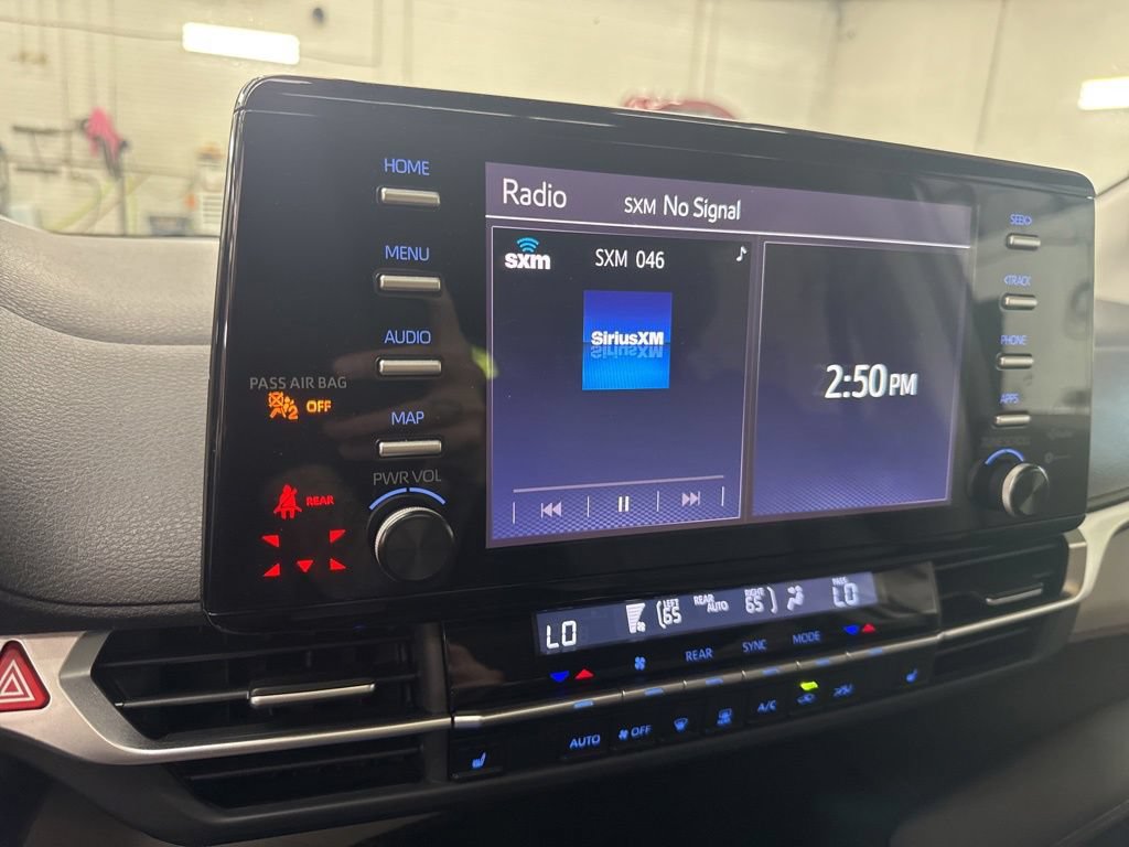 Used 2021 Toyota Sienna XLE FWD image 34