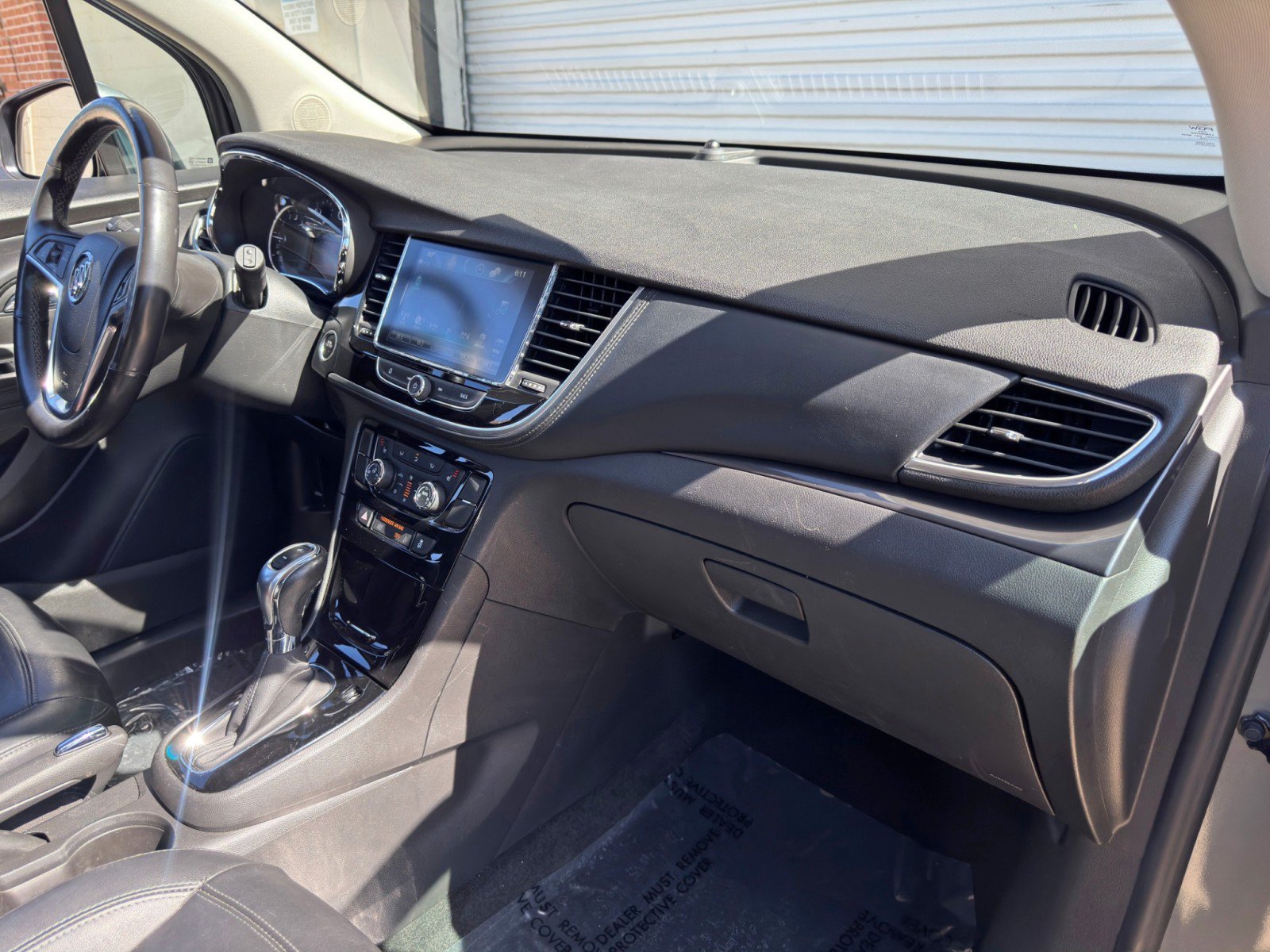 Used 2019 Buick Encore Essence FWD image 14