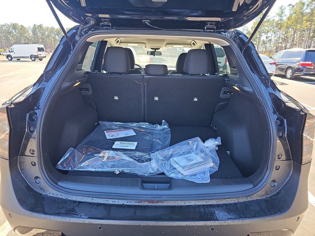 New 2026 Nissan Kicks SV w/ SV Premium Package FWD image 15