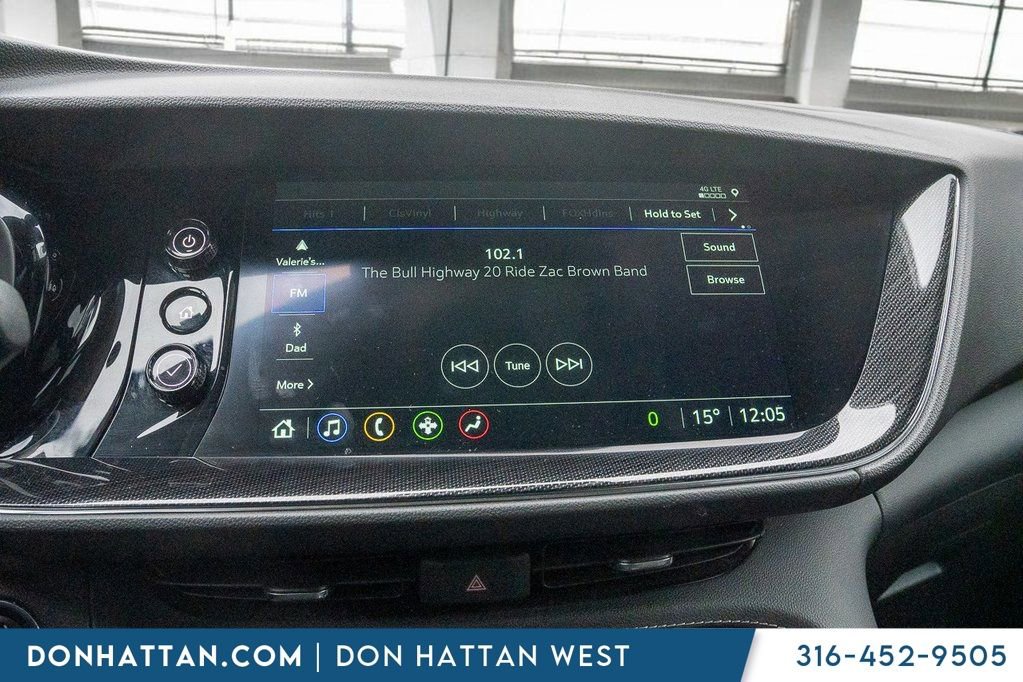 Used 2023 Buick Envision Essence image 6