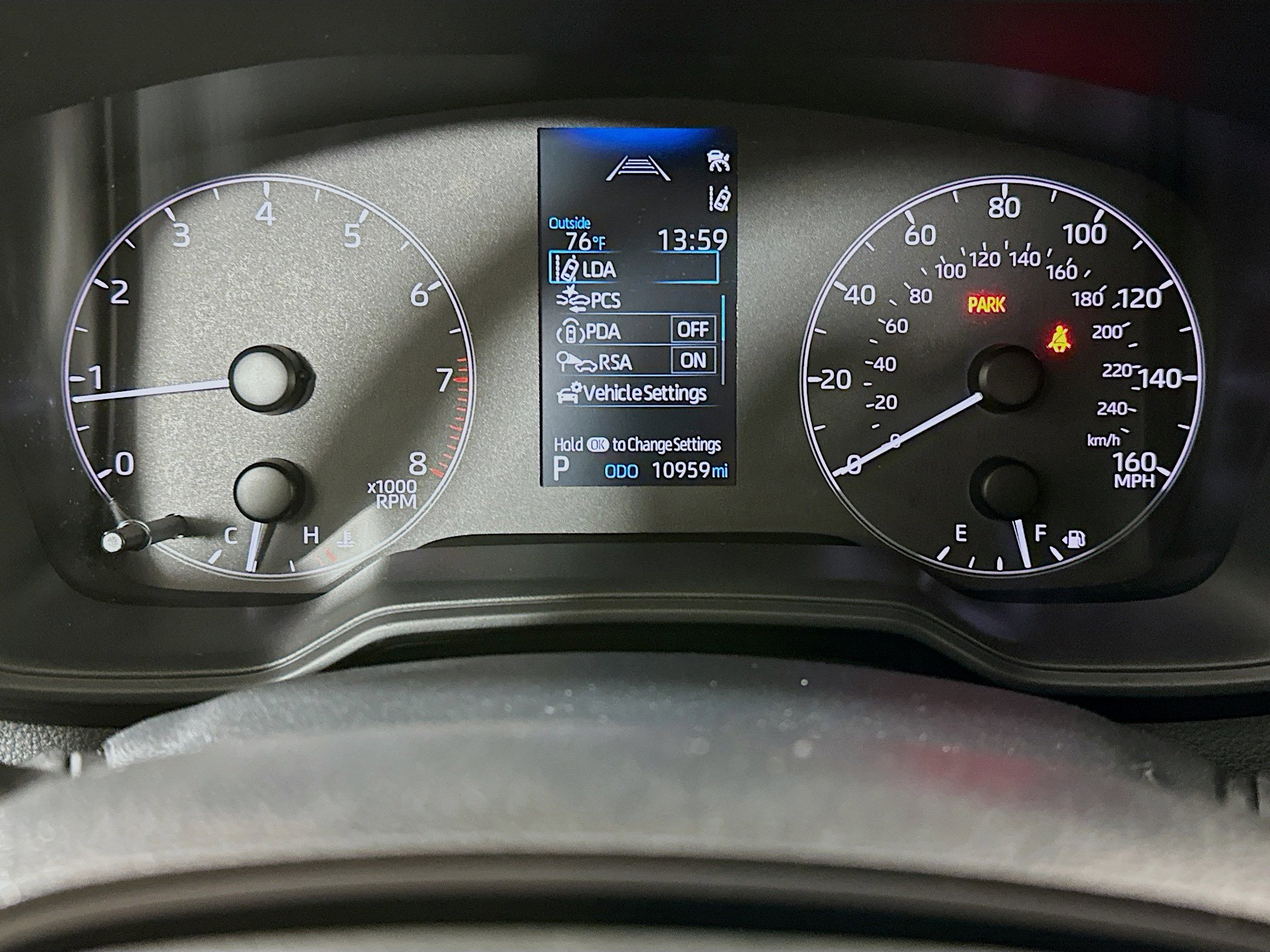 Used 2023 Toyota Corolla LE w/ Carpet Mat Package (TMS) image 18