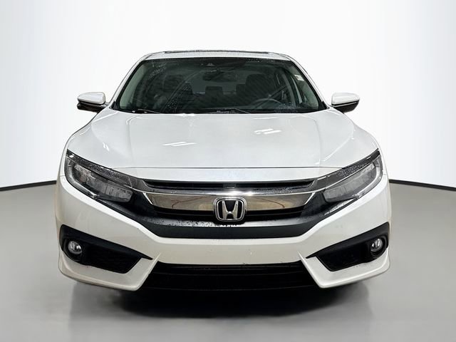 Used 2018 Honda Civic Touring image 3