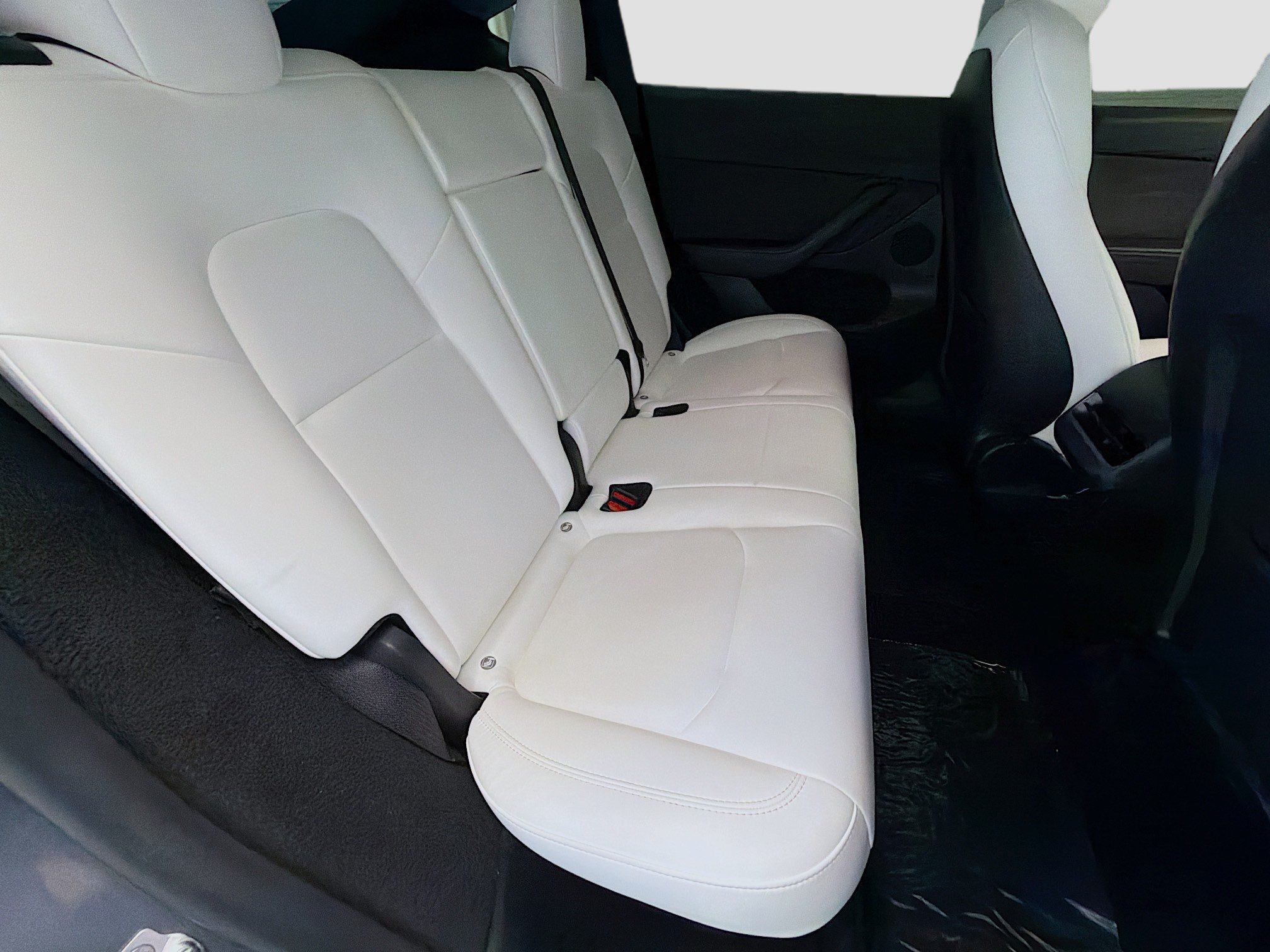 Used 2023 Tesla Model Y Performance AWD/4WD image 14