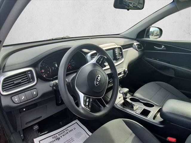 Used 2019 Kia Sorento AWD V6 image 10