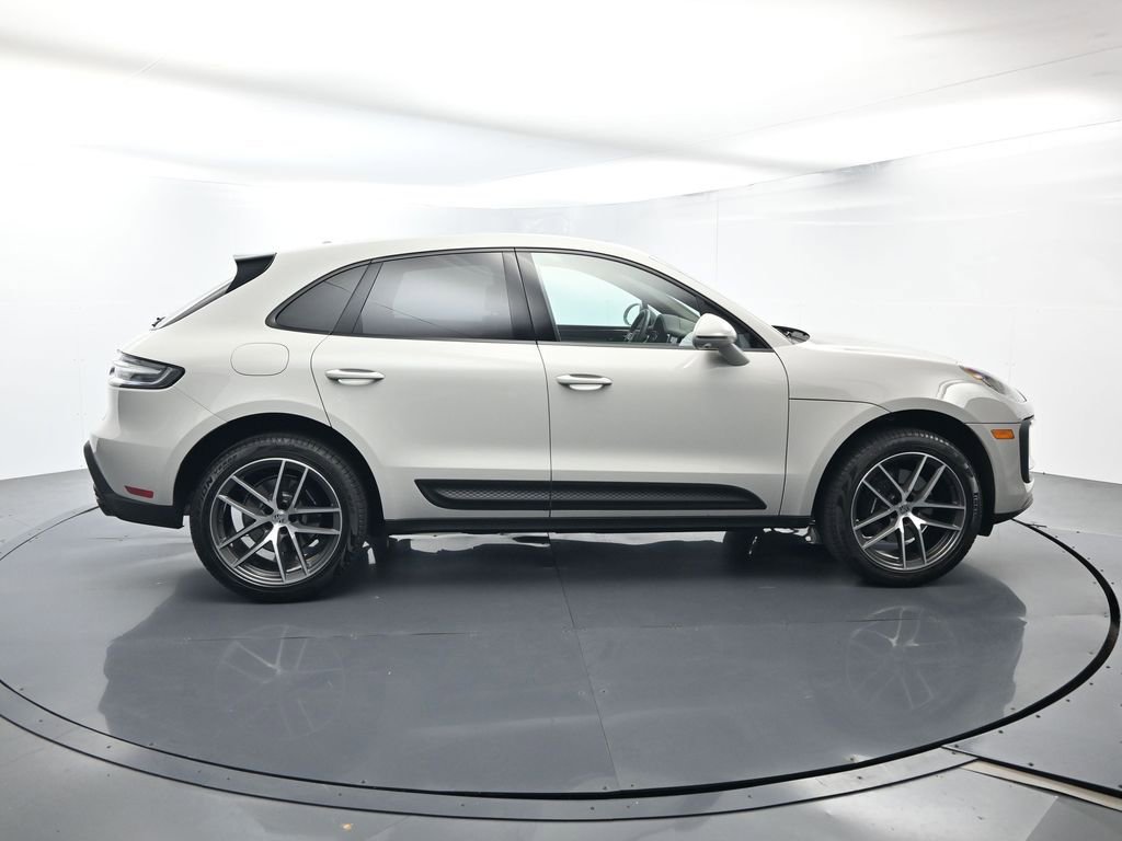 Certified 2026 Porsche Macan Turbo AWD/4WD image 16