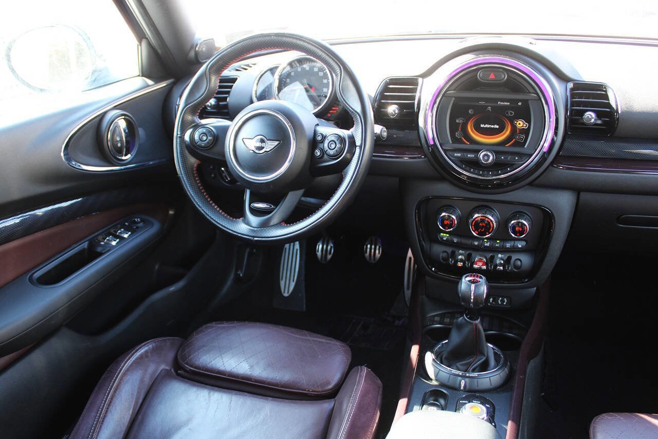 Used 2016 MINI Cooper Clubman S image 12