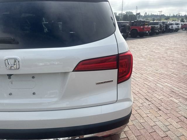 Used 2017 Honda Pilot Touring image 11