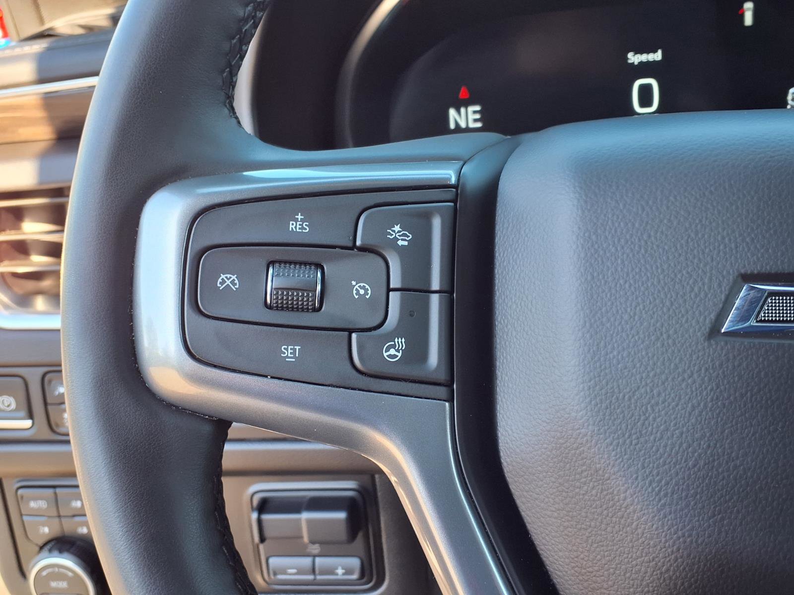 Used 2024 Chevrolet Tahoe Z71 w/ Z71 Off-Road Package image 25