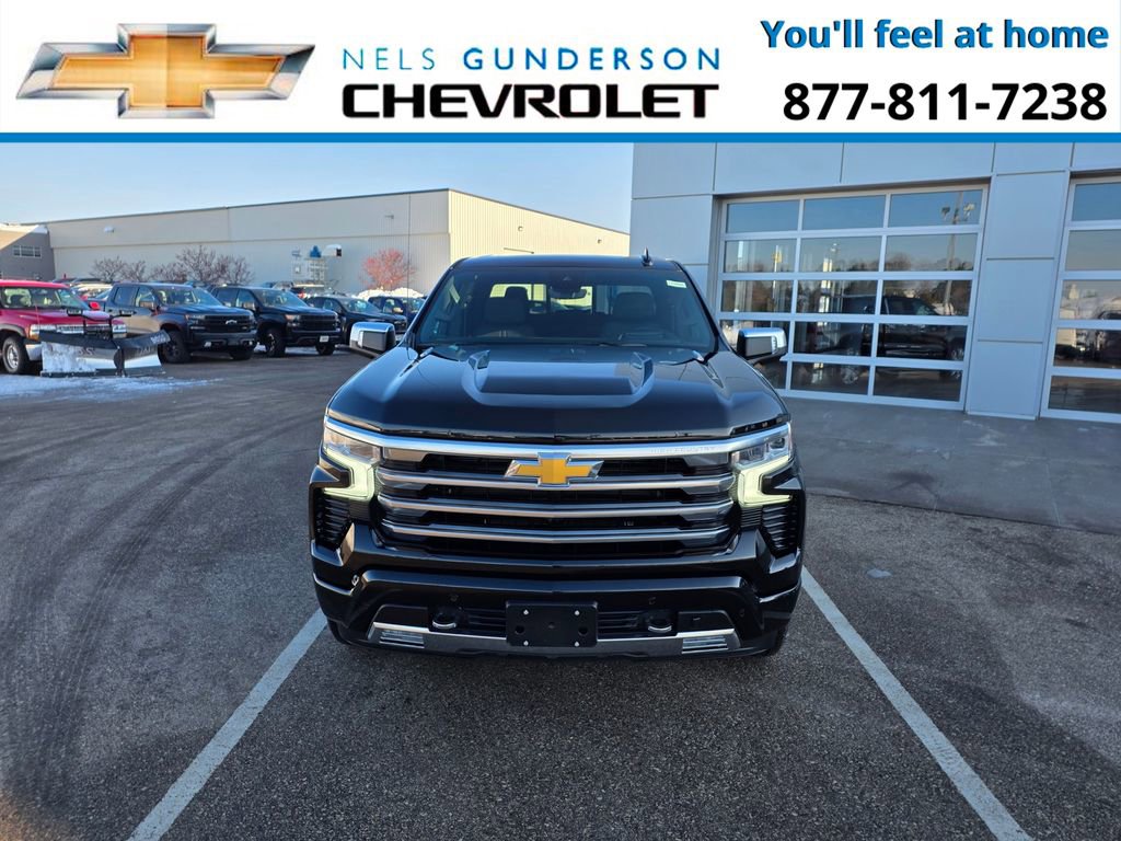 New 2026 Chevrolet Silverado 1500 High Country image 2