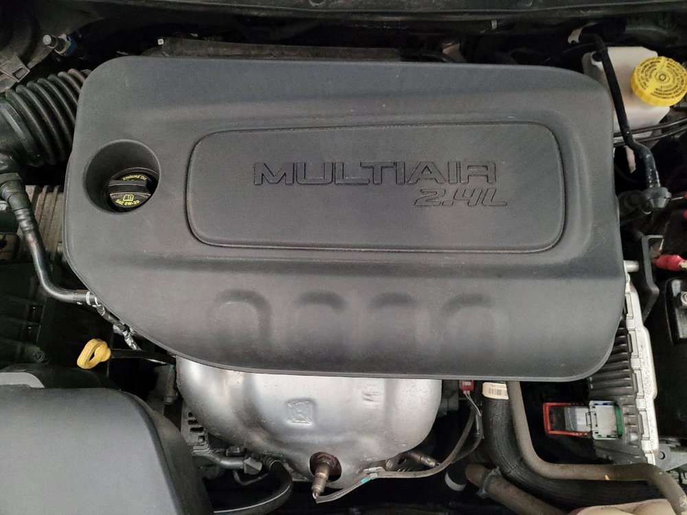 Used 2020 Jeep Cherokee Latitude Plus FWD image 30