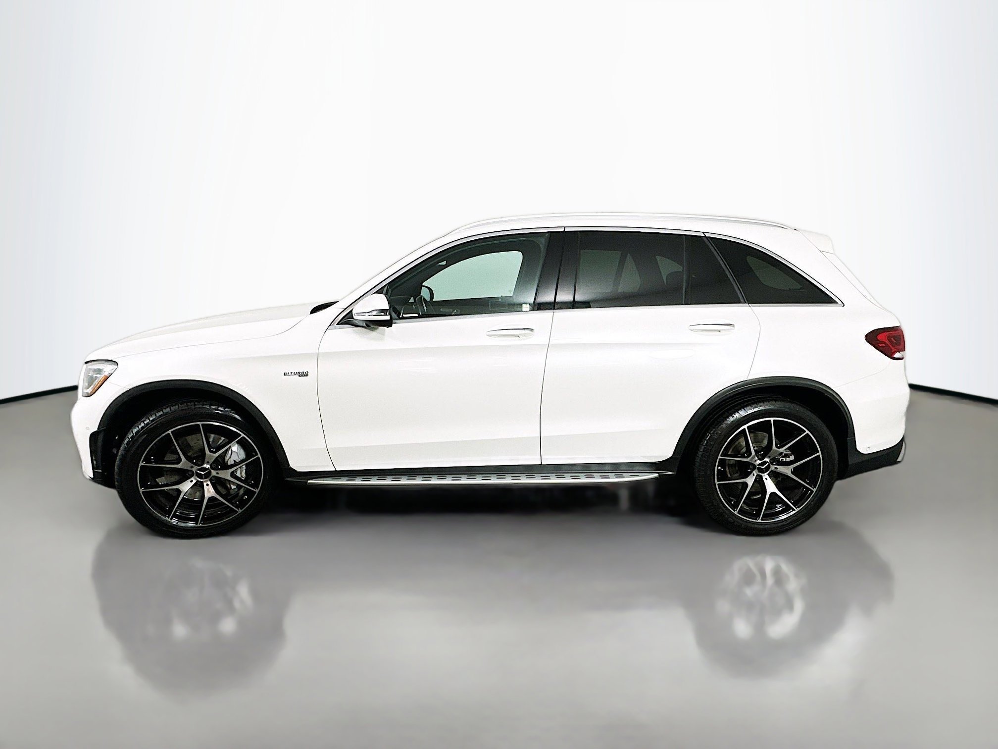 Certified 2022 Mercedes-Benz GLC 43 AMG 4MATIC image 4