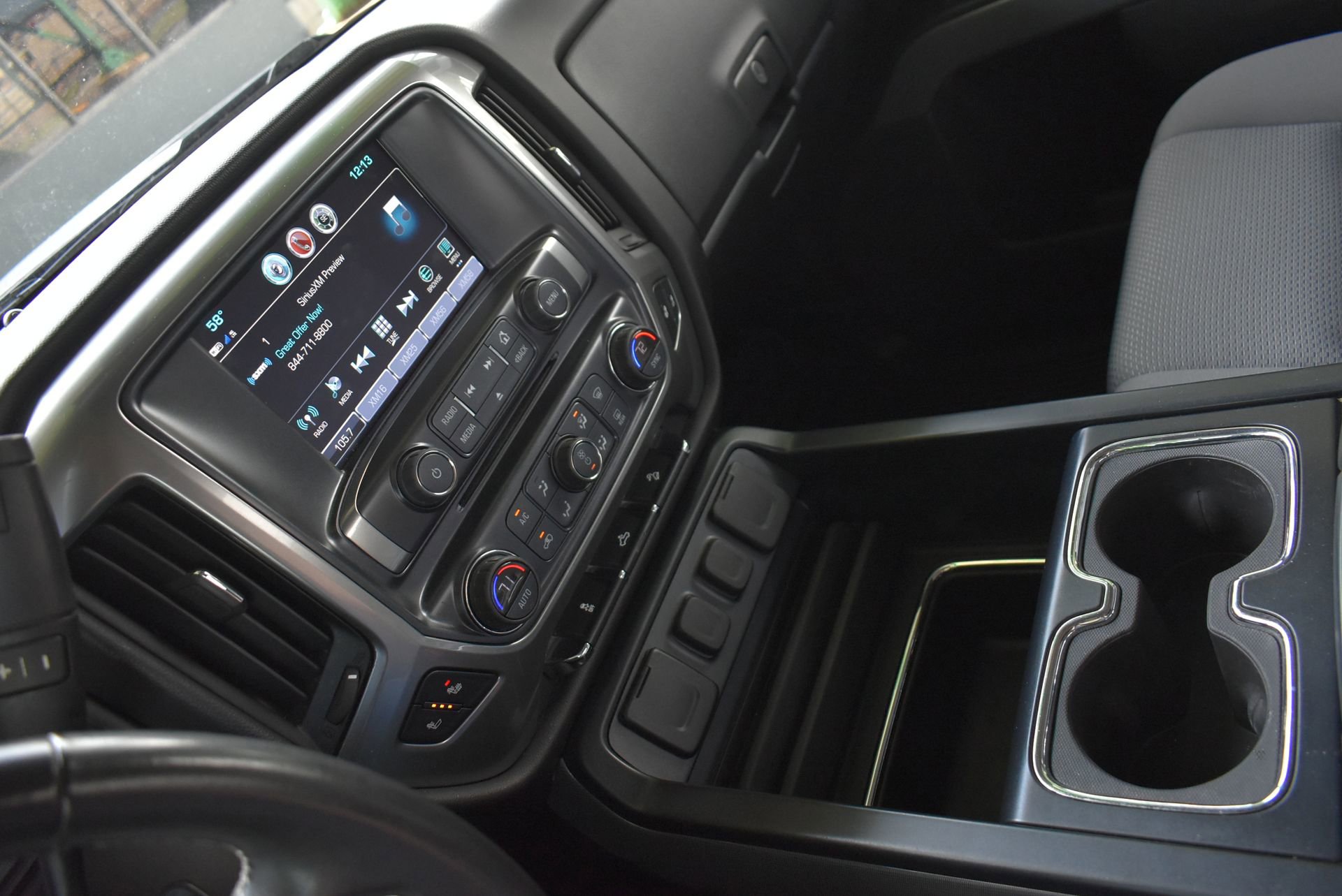 Used 2018 Chevrolet Silverado 1500 LT w/ All Star Edition AWD/4WD image 26