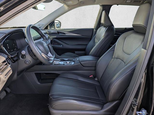 Certified 2025 INFINITI QX60 Luxe FWD image 17