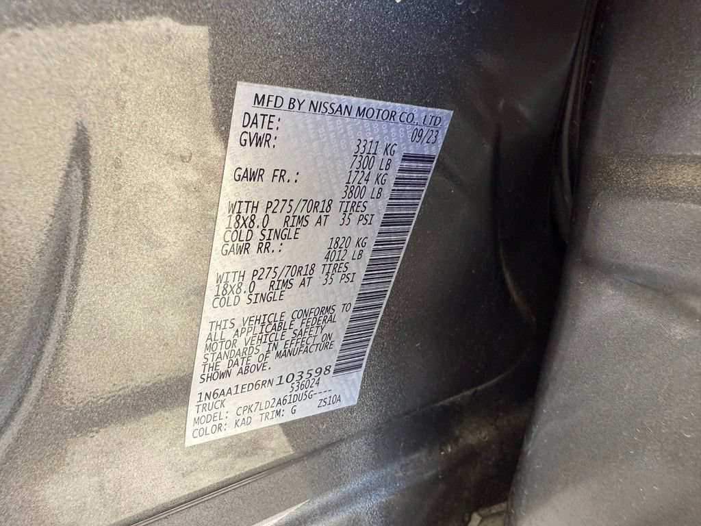 Used 2024 Nissan Titan PRO-4X w/ Pro-4x Convenience Package AWD/4WD image 16
