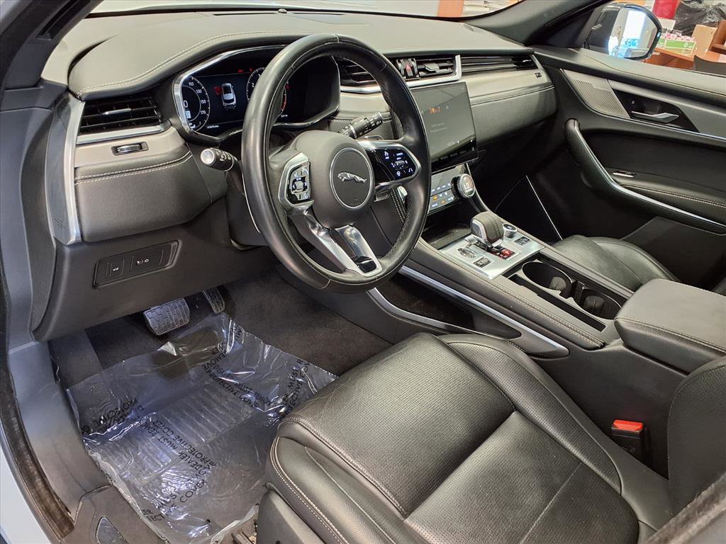 Used 2024 Jaguar F-PACE R-Dynamic S image 19