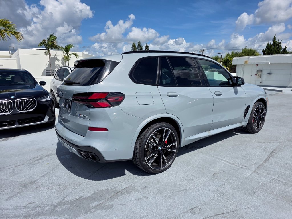 New 2026 BMW X5 M60i AWD/4WD image 4