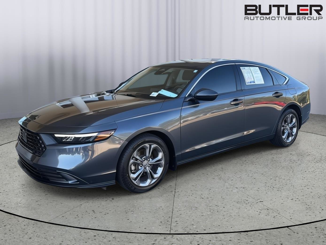 Used 2023 Honda Accord EX image 2