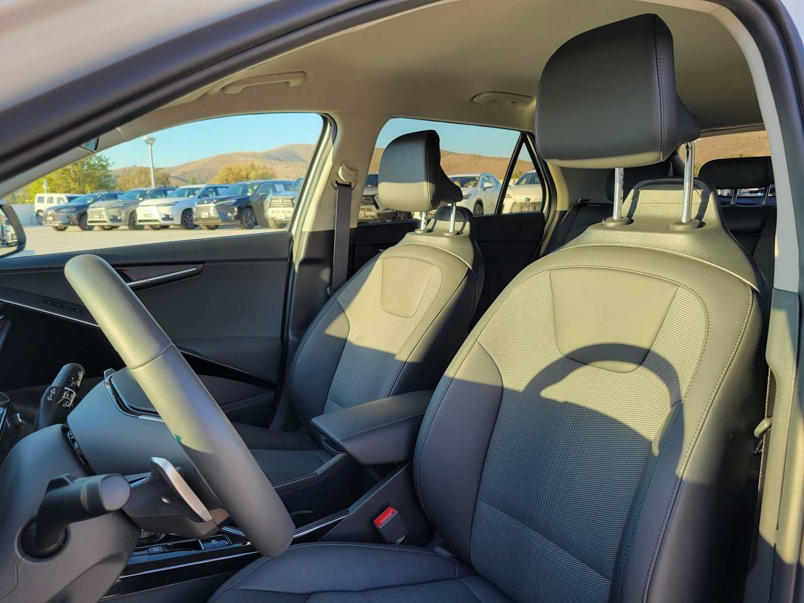 Used 2026 Kia Niro Wind FWD image 21