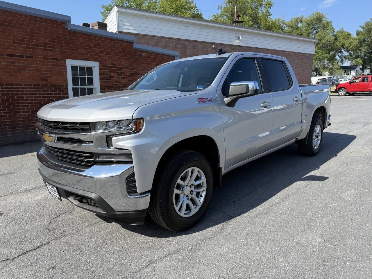 Used 2019 Chevrolet Silverado 1500 LT w/ All-Star Edition AWD/4WD image 1
