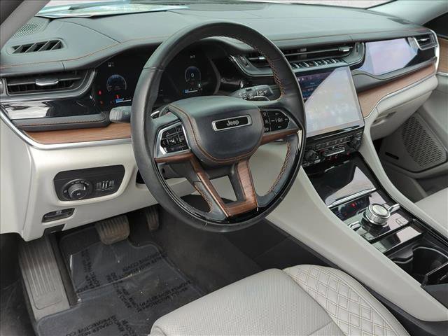 Used 2022 Jeep Grand Cherokee Summit w/ Adv Protech Group IV image 10