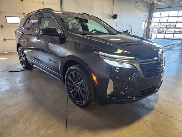 Certified 2023 Chevrolet Equinox RS w/ RS Leather Package FWD image 6