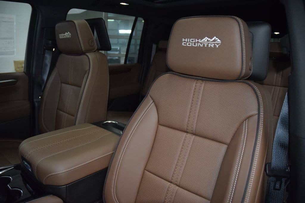 New 2026 Chevrolet Suburban High Country AWD/4WD image 42