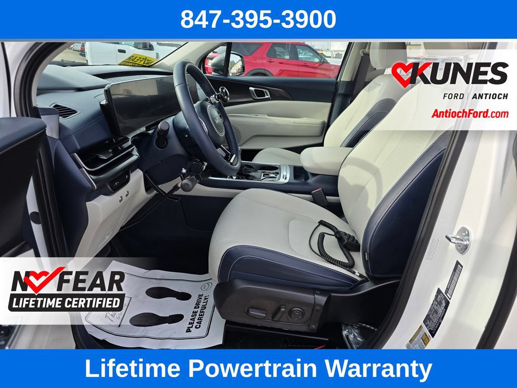 Used 2025 Kia Carnival SX Prestige FWD image 16