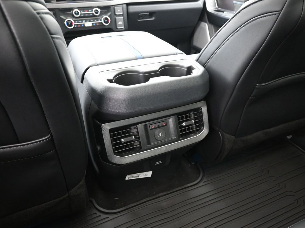 New 2026 Ford F250 Platinum AWD/4WD image 27