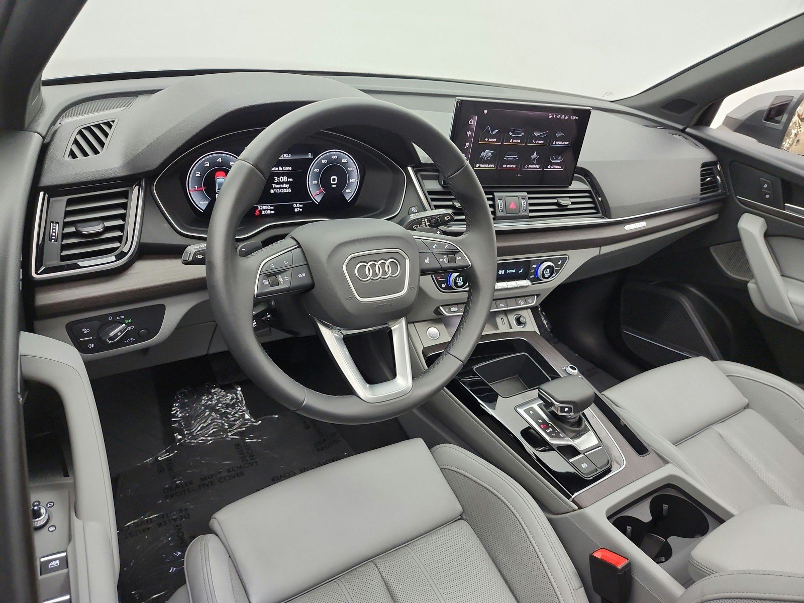 Used 2023 Audi Q5 2.0T Premium Plus w/ Premium Plus Package AWD/4WD image 14