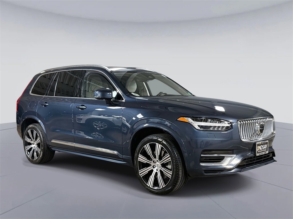 Used 2023 Volvo XC90 T8 Plus image 9