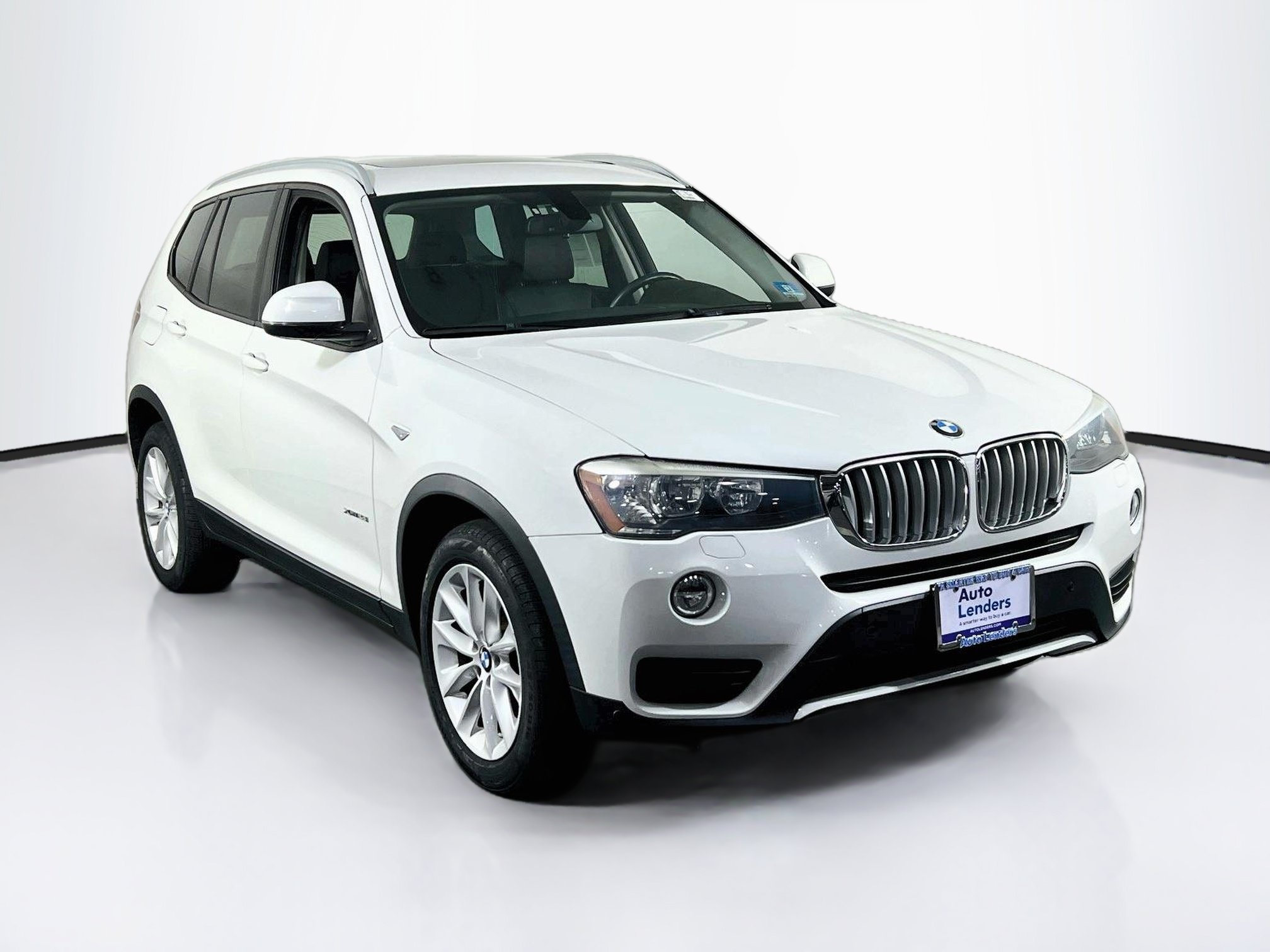 Used 2017 BMW X3 xDrive28i AWD/4WD image 3