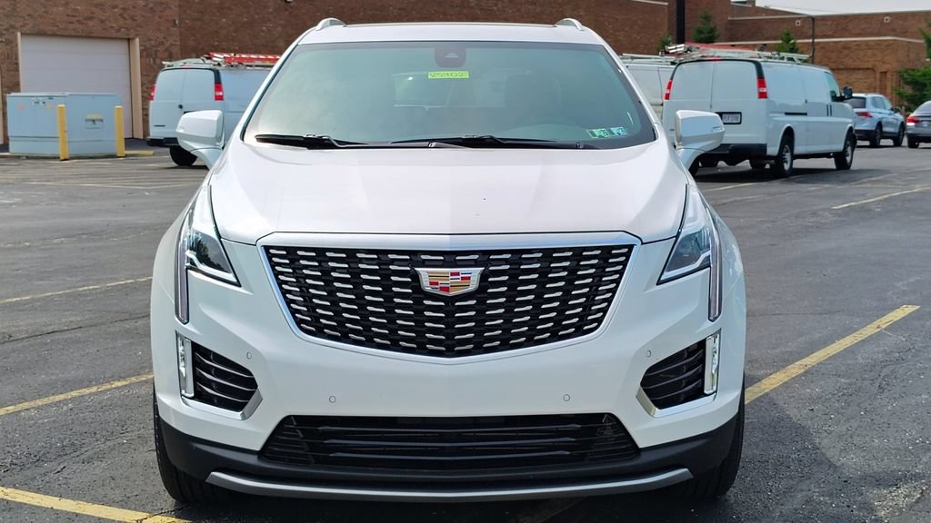 New 2025 Cadillac XT5 Premium Luxury w/ LPO, Floor Liner Package AWD/4WD image 45