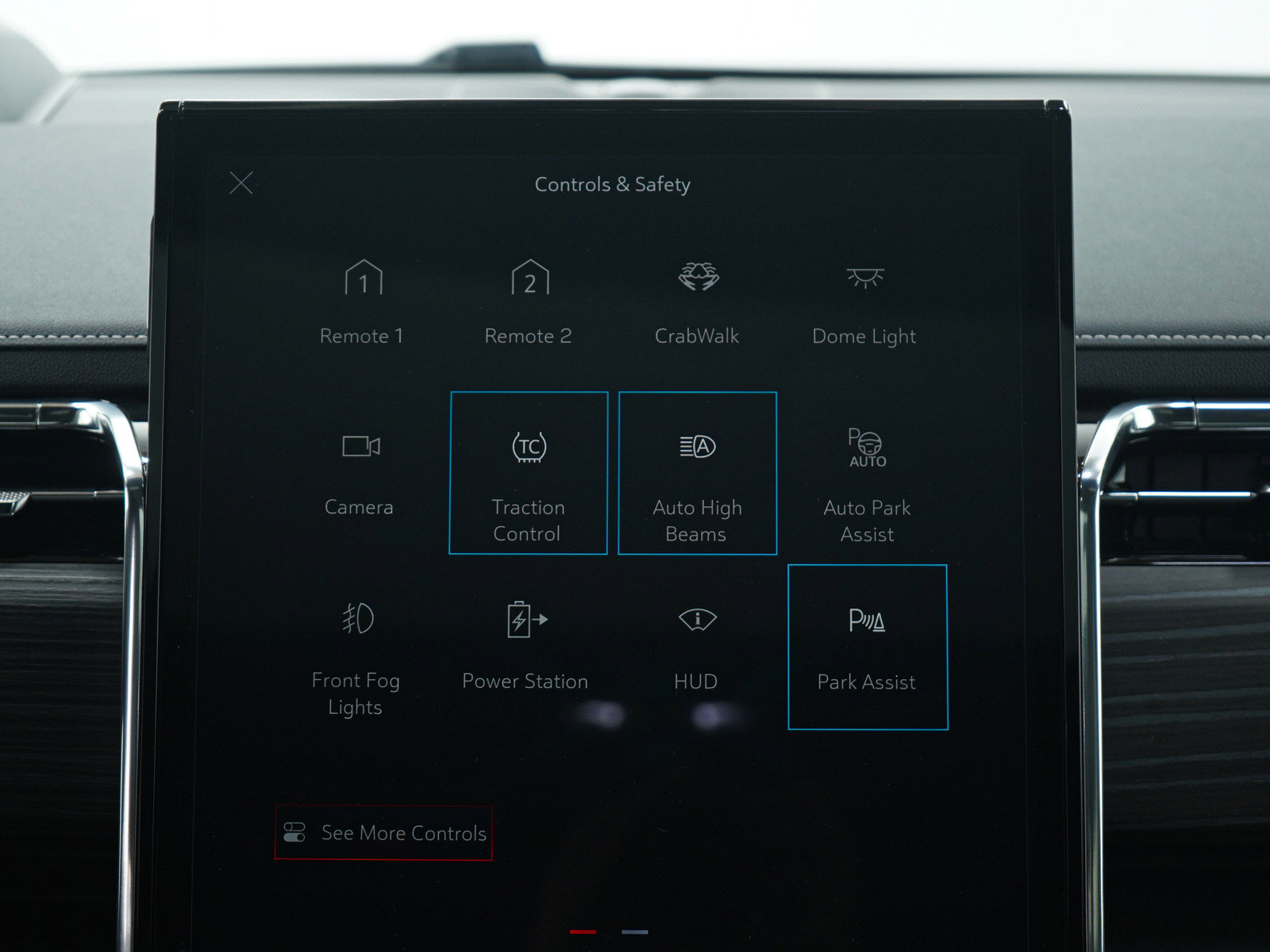 Used 2025 GMC Sierra EV Denali image 18