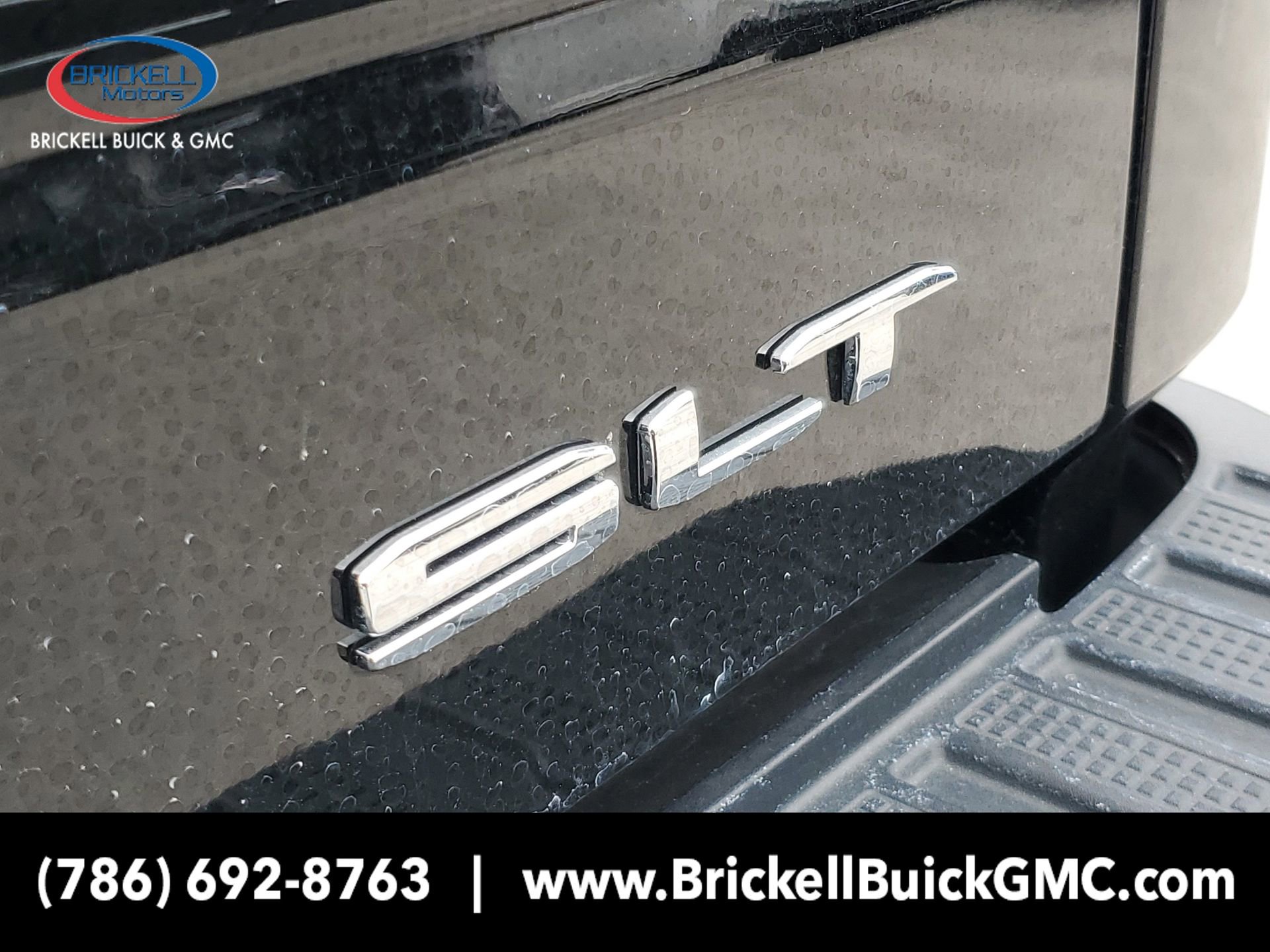 New 2025 GMC Sierra 1500 SLT w/ SLT Convenience Package image 7