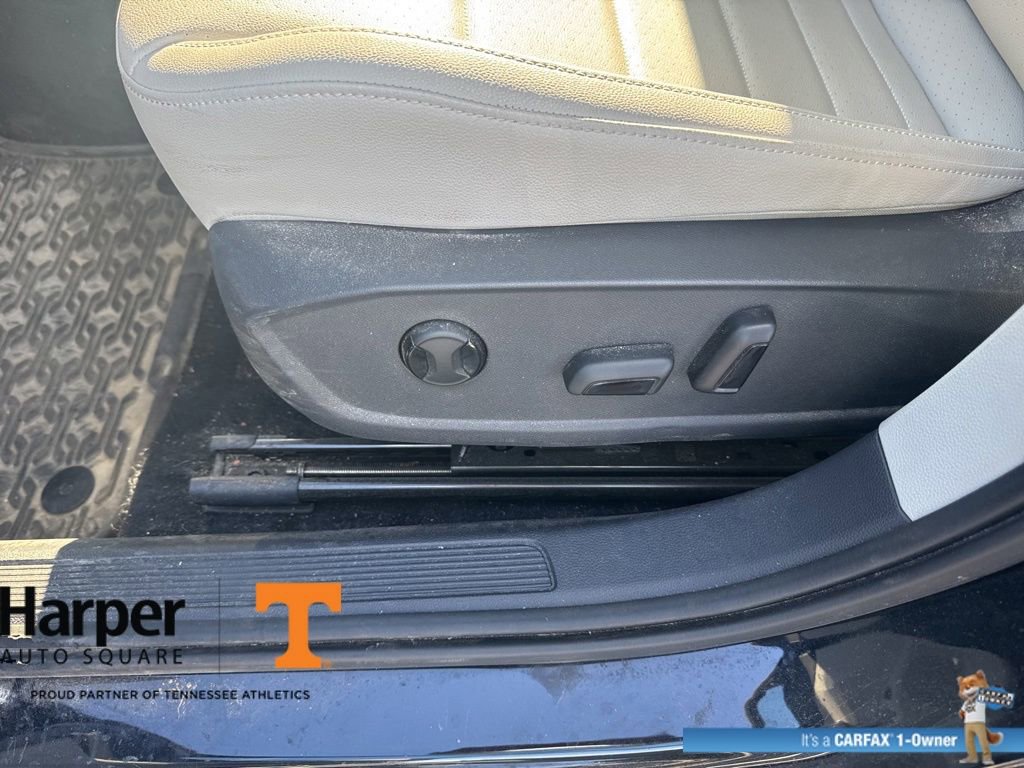 Used 2023 Volkswagen Jetta SE FWD image 18