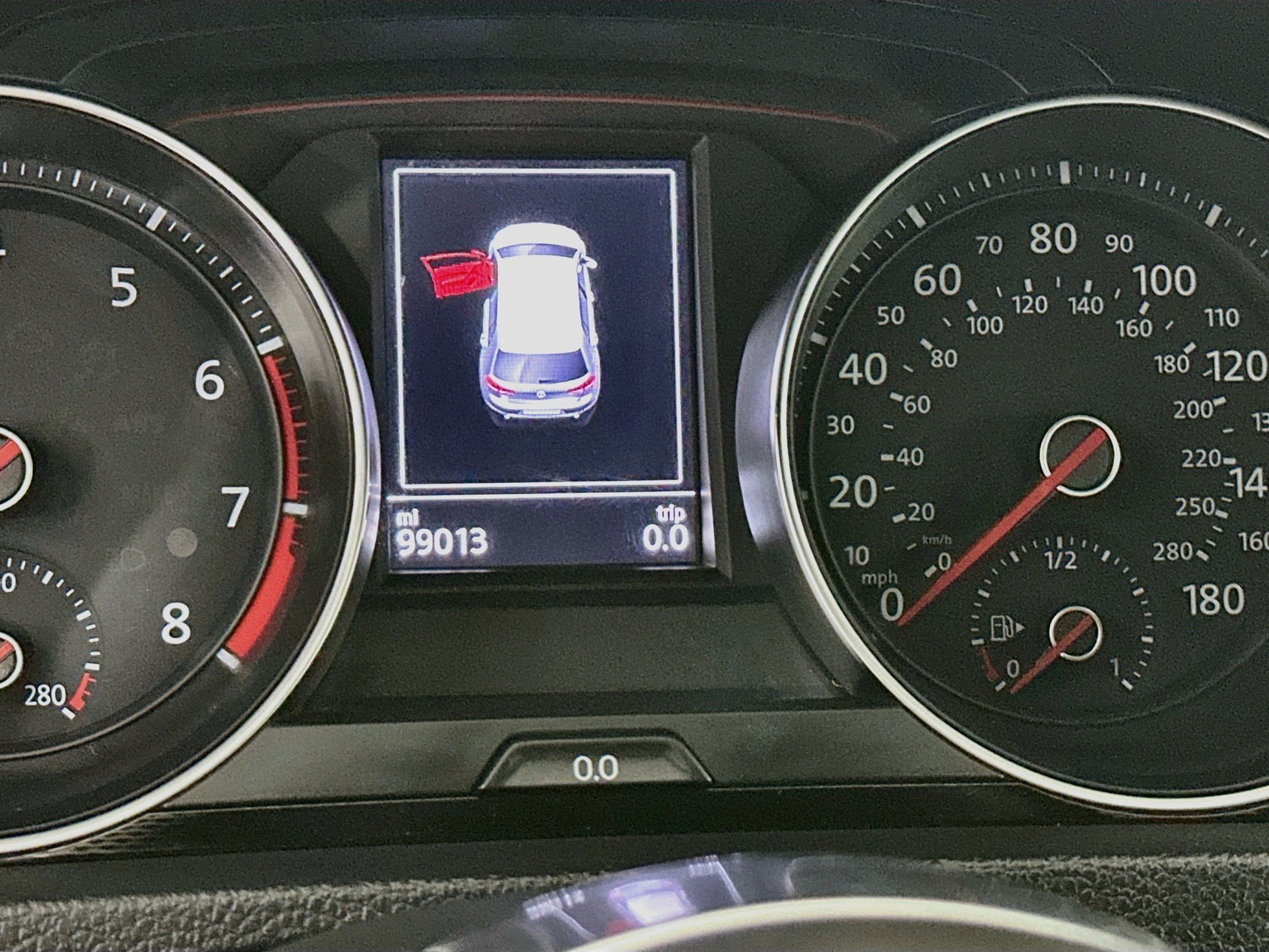 Used 2016 Volkswagen GTI Autobahn w/ Lighting Package (SEL) FWD image 9