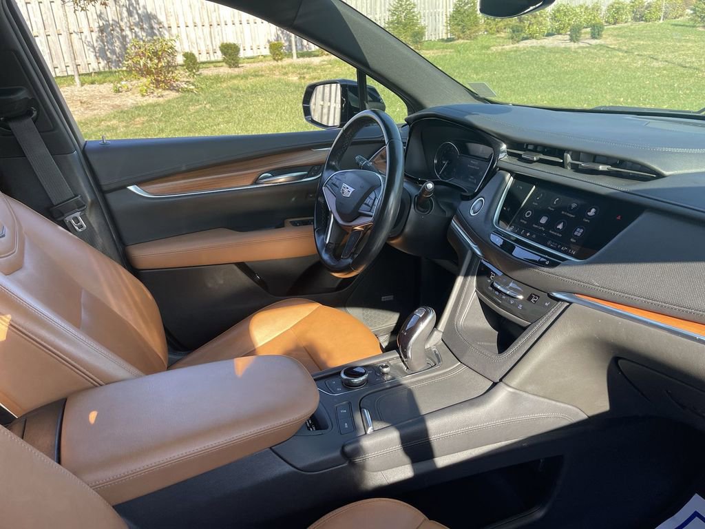 Certified 2022 Cadillac XT5 Premium Luxury image 40
