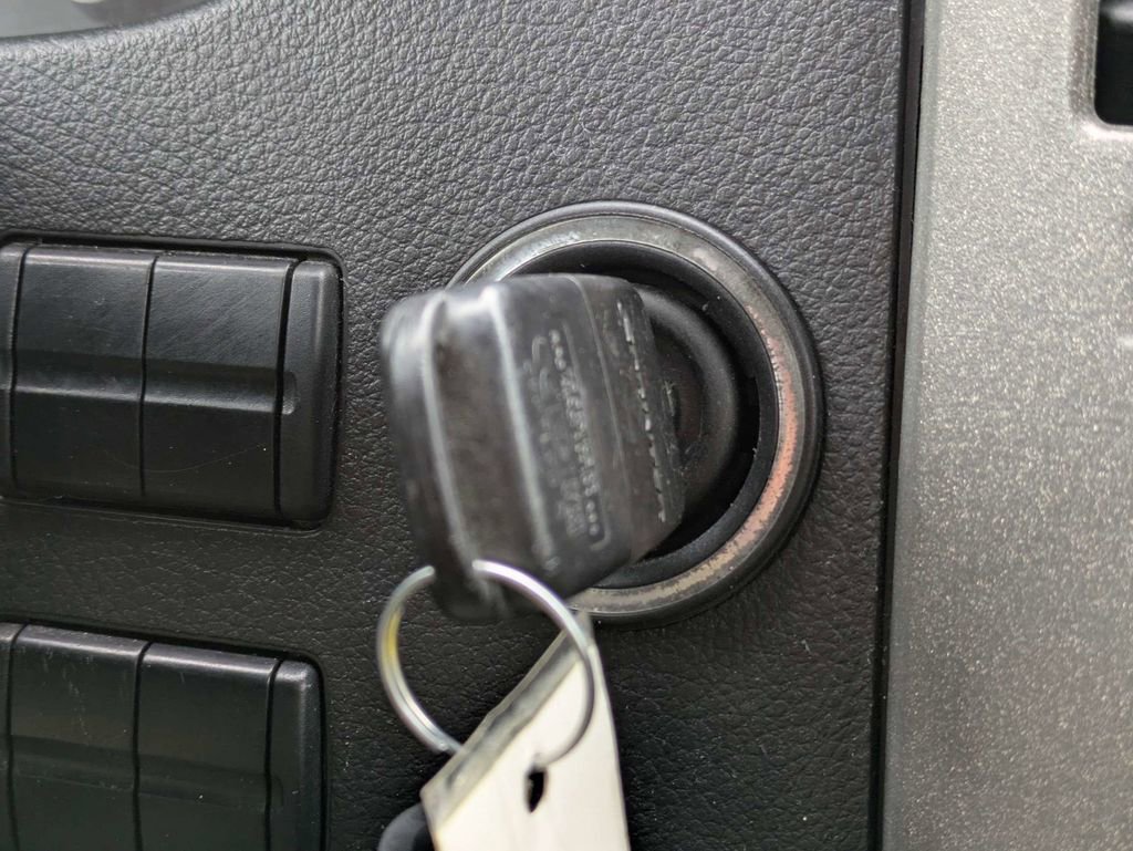 Used 2018 Mercedes-Benz Sprinter 144 Cargo image 41