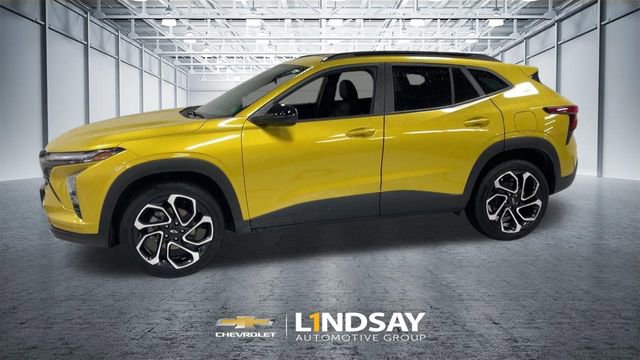 Used 2024 Chevrolet Trax RS w/ Sunroof Package image 6