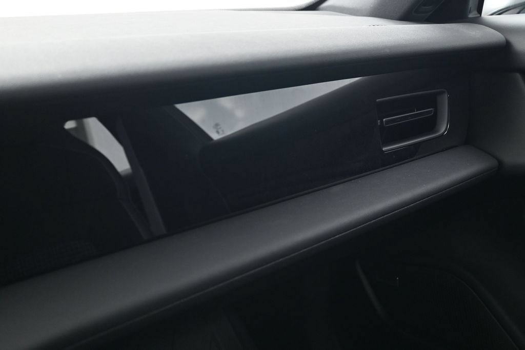 New 2026 Porsche Taycan RWD image 23