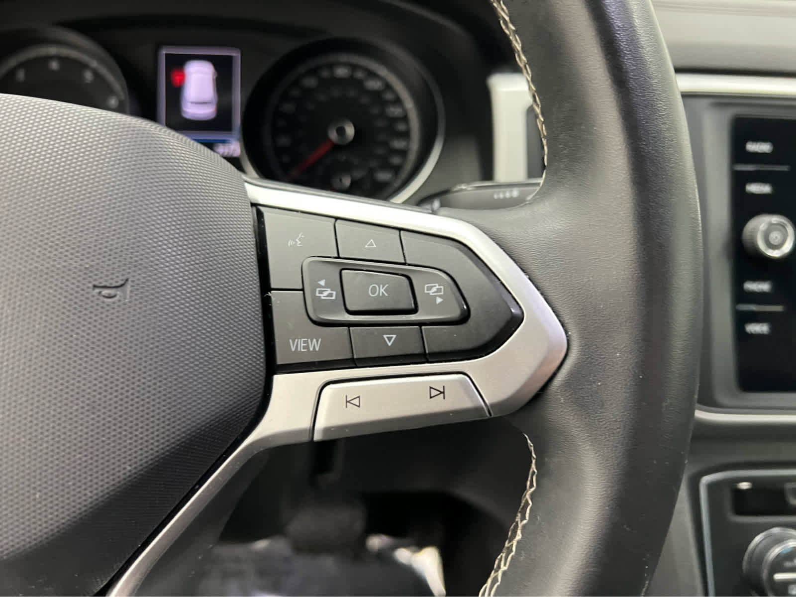 Used 2021 Volkswagen Atlas SE w/ Towing Package image 18