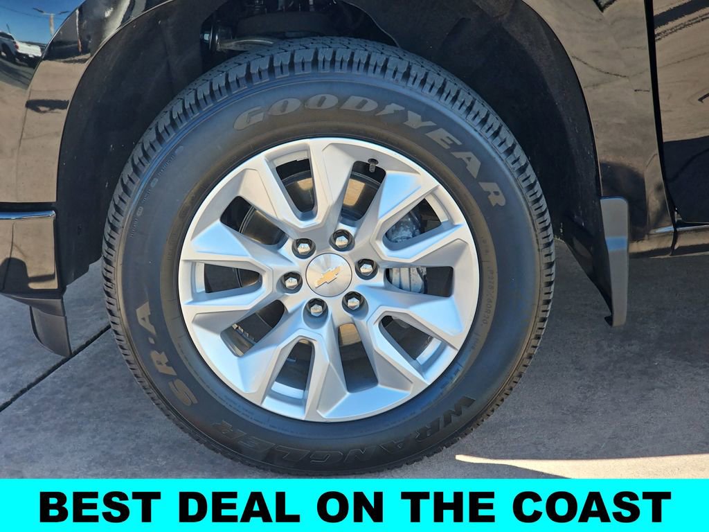 Used 2025 Chevrolet Silverado 1500 Custom AWD/4WD image 35
